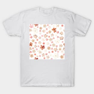 Pressed flowers seamless pattern. Spring dry flowers. Summer floral composition T-Shirt